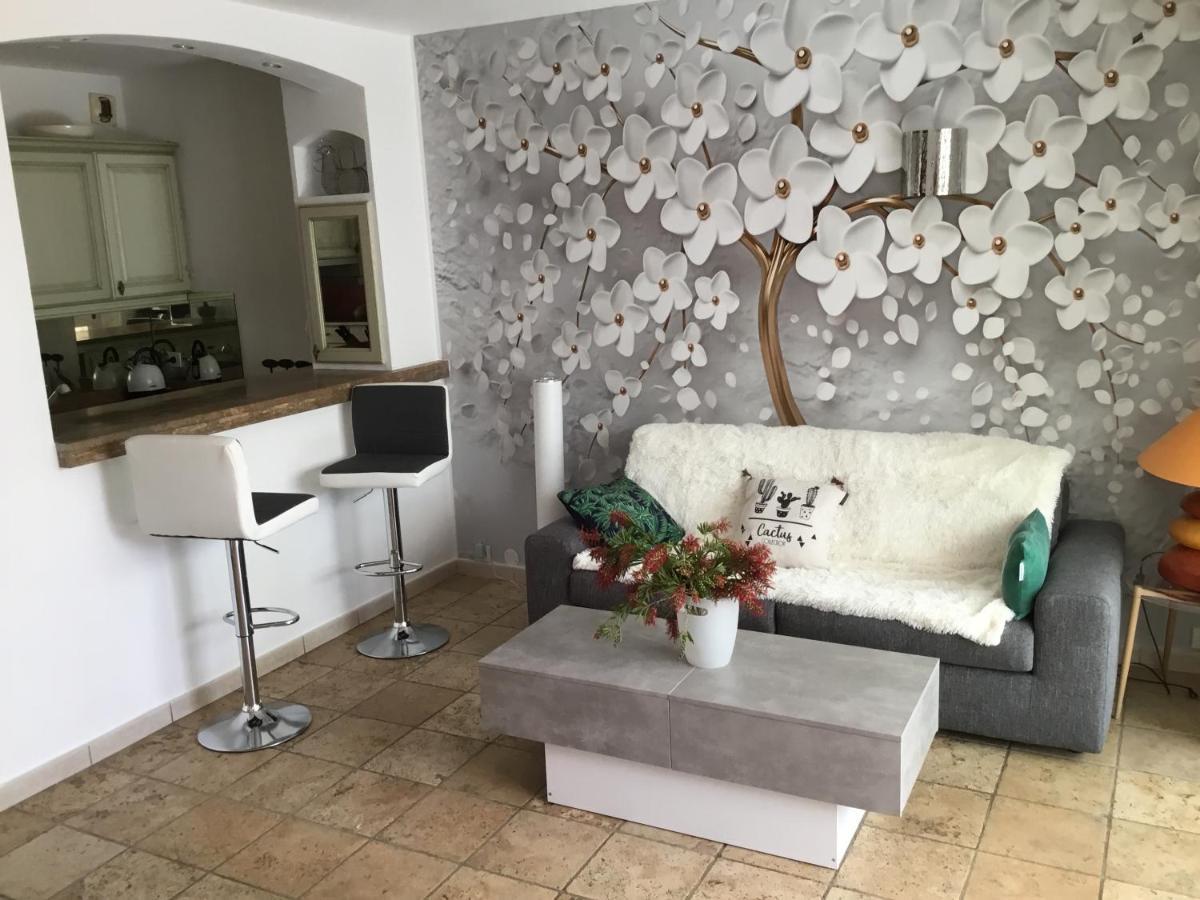 Ferienwohnung Mistral Gagnant Fréjus Exterior foto